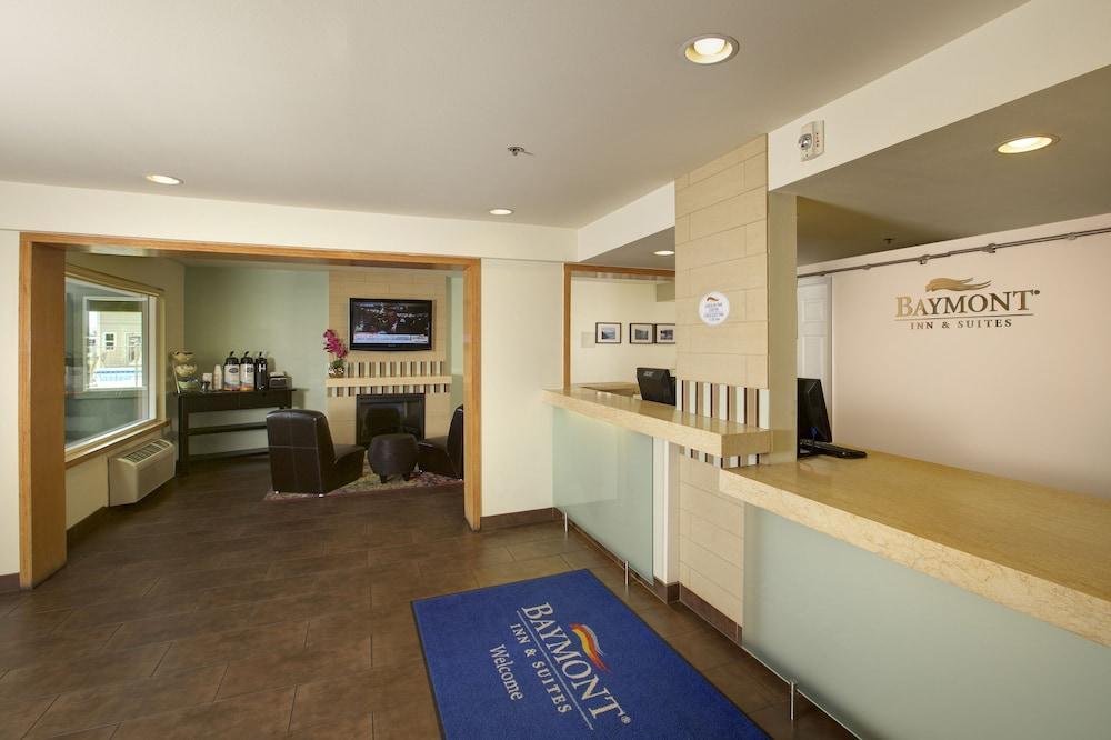 Baymont By Wyndham Reno Hotel Buitenkant foto